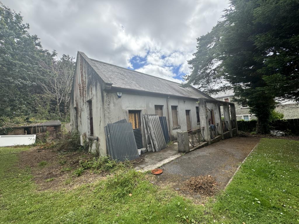 Lot: 117 - DETACHED PROPERTY FOR CONVERSION - View of the outside of the building